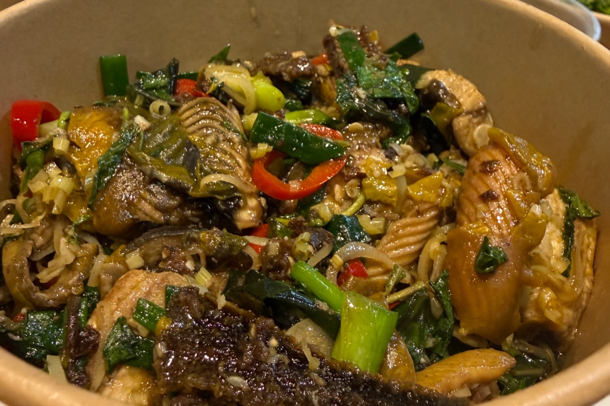 Lươn xào sả ớt