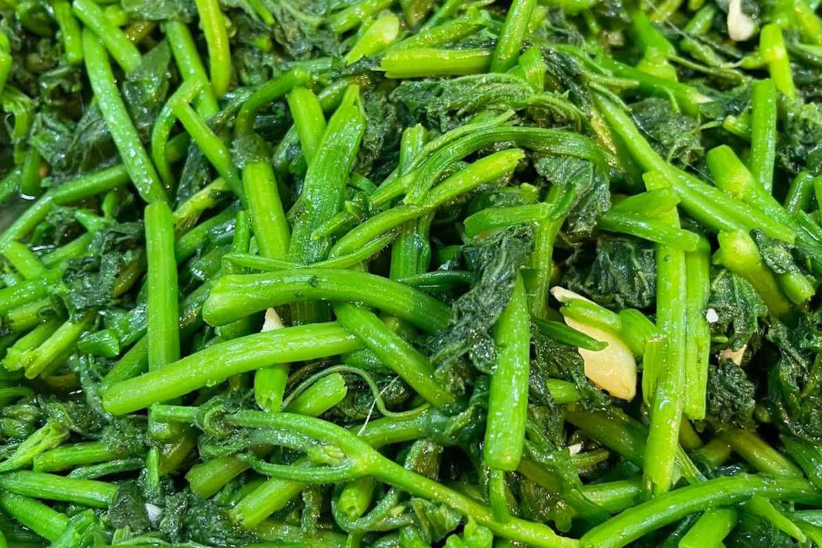 Rau bí xào tỏi
