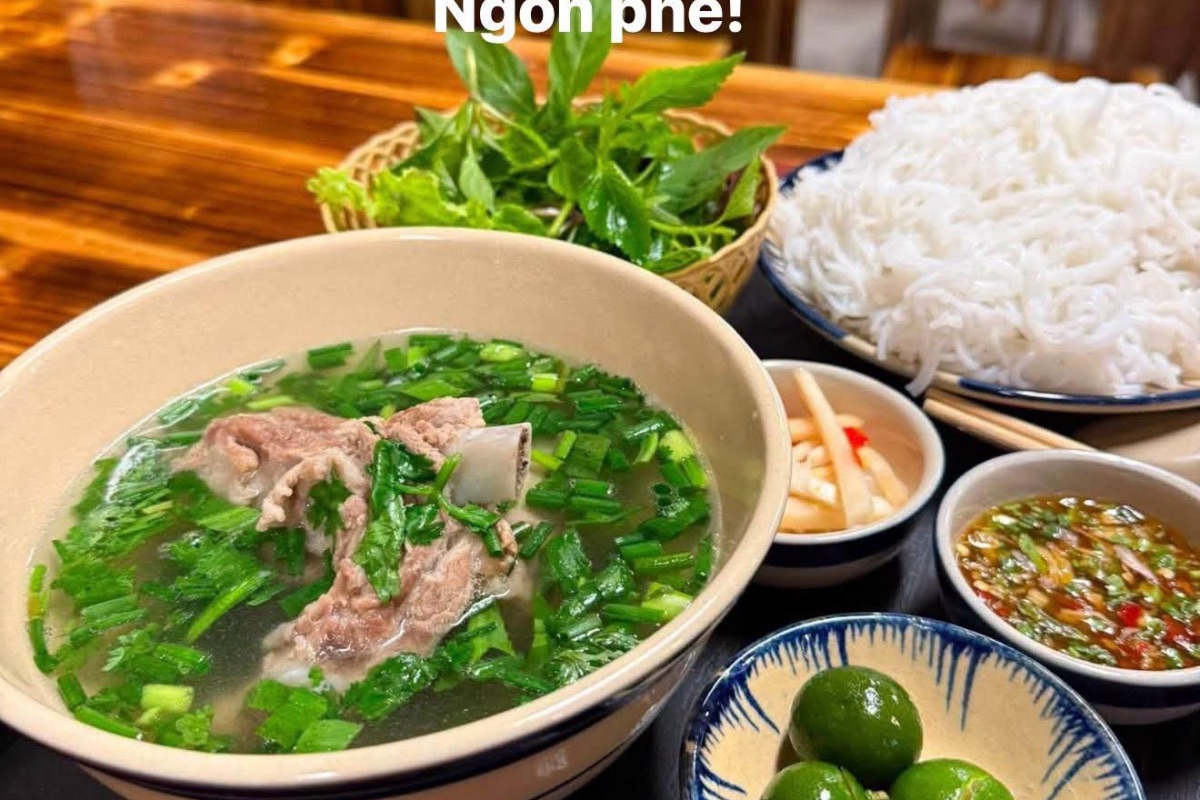 Bún sườn cay